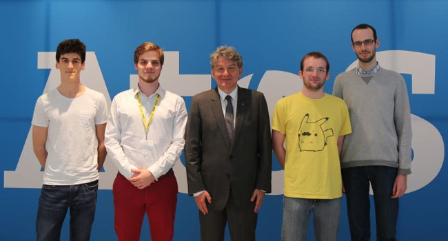 Picture with Thiery Breton, CEO of Atos, for the Atos IT Challenge